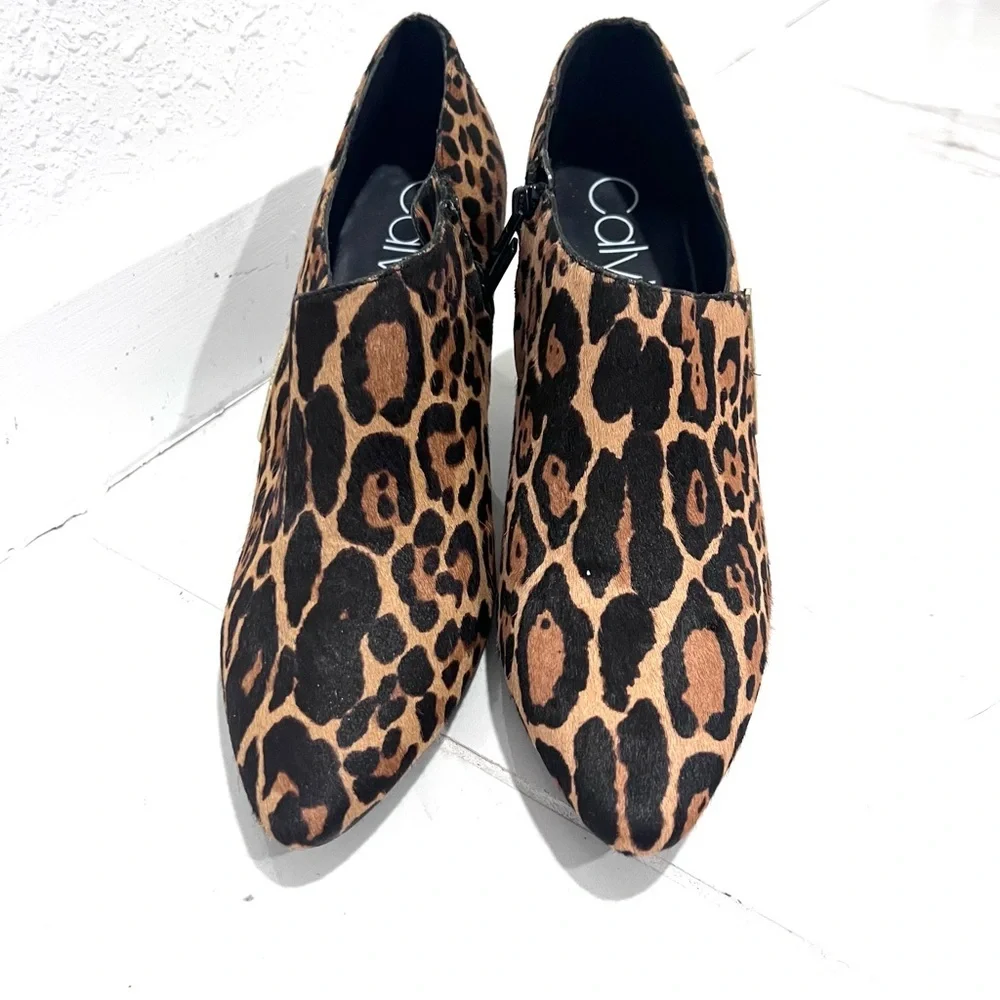 Calvin‎ Klein Jeanna Leopard Print calf hair Ankle Boots 10